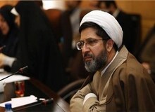 یک نماینده مجلس: باید با احتکارگران ارز مقابله کرد/ عده‌ای در حال تضعیف پول ملی هستند
