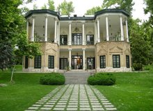 واکنش سازمان میراث فرهنگی به ادعای مالکیت بنیاد مستضعفان بر کاخ‌ها/ علی‌رغم توافق قبلی طرح دعوی شد