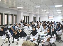 هشت سال پزشکی خواندن چه قدر هزینه دارد؟