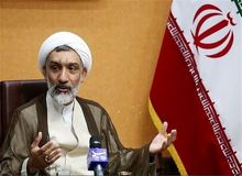 پور محمدی:  در ساختارهای حکومتی با اشکالات زیادی مواجه هستیم/  تعاریف روشنی از جایگاه قوا و دستگاه های حکومتی و وظایف کارگزاران حکومت نداریم، دچار ضعف سیستمی هستیم