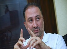 محمد دلاوری مجری صدا و سیما ممنوع الخروج شد