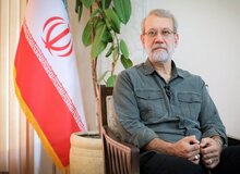 لاریجانی : آمریکایی‌ها اصرار دارند که ما باید درباره صنعت موشکی خود مذاکره کنیم