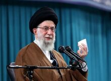رهبر انقلاب: بایستی از رئیس‌جمهور محترم و دولت حمایت کنیم/ در جنگ ۱۲ روزه، یک اتحاد عمومی به وجود آمد که باید آن را نگه داشت؛ حتی کسانی که با نظام زاویه داشتند در کنار آن قرار گرفتند