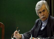 محمود جامساز: بورس فرو می ریزد/ با کاهش نرخ سود بانکی مردم پول‌ خود را از بانک‌ها خارج کردند همان عامل تورم شد