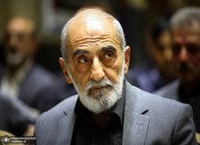 حمله حسین شریعتمداری به حسین مرعشی بخاطر مطرح کردن ناکافی بودن اختیارات رئیس جمهور