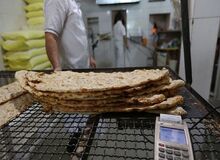 مشاور وزیر اقتصاد:فرایند تخصیص آرد به نانوایان تغییر کرد/ مردم می‌توانند درمورد کیفیت نان نظر دهند