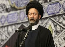 امام جمعه اردبیل: سیاسیون داخل کشور چهار بیانیه دادند که همگی می‌گفت مطلقاً تسلیم آمریکا شوید