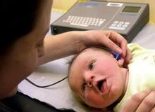 احتمال آسیب به شنوایی نوزادانی که در بخش NICU بیمارستان بستری می‌شوند