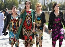 مجلس ملی تاجیکستان: پوشش اسلامی به سبک خاورمیانه،  «پوشش بیگانه» است