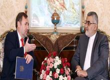 رفع موانع بانکی به ارتقاء سطح روابط تجاری میان ایران و اوکراین منجر می شود