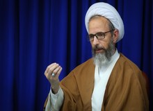  جانشین مصباح یزدی: مولوی عبدالحمید در زمین دشمن بازی می کند