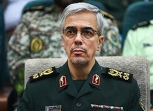 سرلشکر باقری: دو سال است ناوهای هواپیمابر آمریکا وارد خلیج‌فارس نشده‌اند