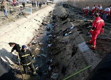 مادر دو تن از جان باختگان حادثه انهدام هواپیمای اوکراینی/ یکسال گذشت هنوز نگفته اند چرا این اتفاق افتاد/ ما خیلی از مسائل را فهمیدیم