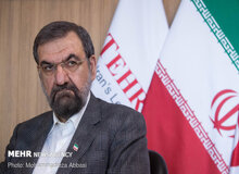 محسن رضایی: عرصه را ترک نمی کنم