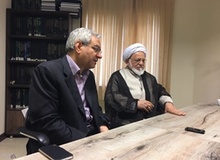 اصغرزاده: چرا آستان قدس مالیات نمی‎دهد؟/ مصباحی مقدم: در دولت احمدی‎نژاد هم آستان زیر نظر دولت نبود