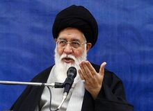 علم‌الهدی: اگر کاشفان حجاب بر جامعه مسلط شوند، دیگر دینی باقی نمی ماند