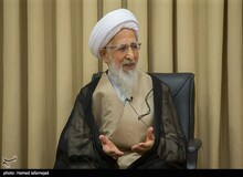 آیت‌الله ‌جوادی‌آملی: اختلاس‌های میلیاردی از افراد عادی ساخته نیست/ مشکلات اقتصادی باعث می شود حتی یک حکومت بزرگ هم سقوط کند