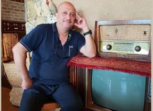 روشن‌پژوه: کودکان محرومی در ایران وجود دارند که حتی نمی دانند جایزه چیست!/ مدیران جدید تلویزیون به برنامه های مردمی توجهی ندارند/ از شوخی‌های فضای مجازی با خودم استقبال می‌کنم/ صدا و سیما حتی یک زنگ هم به من نمی زند/ هرگز خودم را به اسپانسرها نفروختم