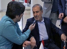 الویری: افراد کاریزما بیش از احزاب موثرند