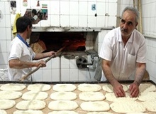 چرا افزایش قیمت نان متوقف شد؟/ رییس اتاق اصناف:تولیدکنندگان و مصرف‌کنندگان نان از افزایش قیمت ناراضی‌اند