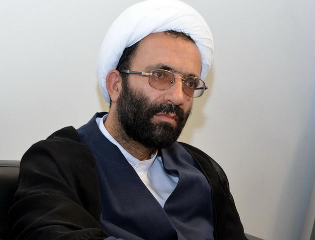 حجت الاسلام سلیمی: رهبر ارکستر دولت وزرایی را که در نُت نمی‌نوازند کنار بگذارد
