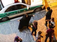 ماموران «گشت ارشاد» به گیت خرید بلیطِ مترو نزدیک شدند