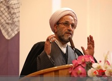 نماینده ولی فقیه در نیروی هوافضای سپاه: زنان ما با حیا هستند، فریب مشرکان را نمی خورند