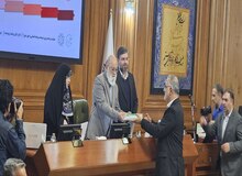 زاکانی بودجه ۱۴۰۳ را تقدیم شورای شهر تهران کرد