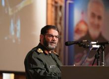 معاون هماهنگ کننده بسیج: دشمن در شب وارد بستر دختران و پسران ما می‌شود 