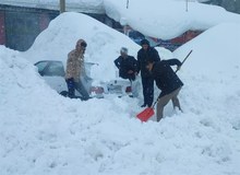 ارتفاع برف در کوهرنگ به ۲ متر و ۳۵ سانت‌ رسید