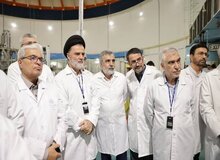 بازدید اعضای کمیسیون امنیت ملی مجلس از راکتور تحقیقاتی تهران
