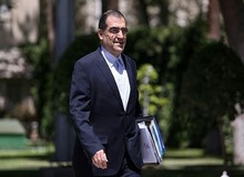 انتقاد وزیر سابق بهداشت از عدم تامین به موقع واکسن کرونا