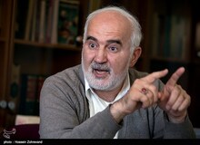 انتقاد شدید اصولگرایان تندرو از افشاگری «احمد توکلی» درباره رضا مطلبی کاشانی/ رجا نیوز: توکلی پیرمرد ساده‌لوح و مذبذب است