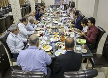 افطاری دادن وزارتخانه‌ها «تخلف اداری» است