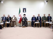 رهبر انقلاب: در زمینه اقتصاد باید قوی، پرحجم و با کیفیت کار کرد
