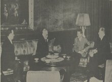 عکس کمتر دیده شده از نماینده مجلس ایران در کنار هیتلر