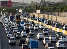 ترافیک سنگین درمحورهای منتهی به تهران و کرج/تردد در جاده‌های شمالی و محورهای مرزی روان است
