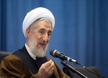  امام جمعه تهران: اوکراین در مسئله هواپیما به ما جفا کرد / با ظهور دولت انقلابی که این‌گونه ماهواره را در مدار قرار می دهد، نمی‌توان مسائل اقتصادی را حل کرد؟