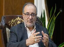 مهدی غضنفری، رئیس صندوق توسعه ملی: روی چاه نفت گرسنه می‌خوابیم چون از مغزمان استفاده نمی‌کنیم