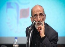 حسین شریعتمداری: همه افراد حاضر در فهرست انقلابیون از تحصیلات کلاسیک و بالا برخوردارند/ رد صلاحیت نزدیک به ۸۰ تن از نمایندگان مجلس دهم به علت فساد اقتصادی بود
