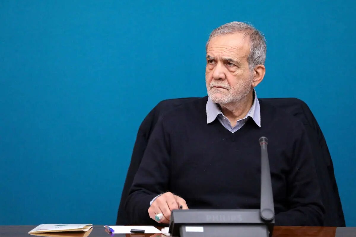 پزشکیان از پشت‌پرده تغییر فرزین در بانک مرکزی گفت + جزئیات