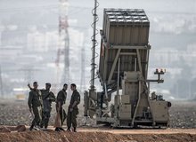 کیهان: گنبد آهنین ضد موشکی اسرائیل در حد یک «لگن حلبی» است/ موز را اگر زور و قوتی گر بود ... کمر خویش راست می‌فرمود!
