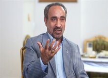 خباز: نمایندگان مجلس از طریق اربابان قدرت انتخاب و گزینش شده اند، بنابراین به مردم پاسخگو نیستند/ نظامیان دولت رئیسی را اداره می کنند/ تملق نسبت به مافوق تبدیل به روحیه دولتی ها شده