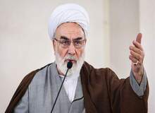 رئیس دفتر رهبری: نعمت جمهوری اسلامی را باید با چنگ و دندان حفظ کرد