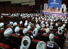 ارگان مطبوعاتی شهرداری تهران: علما و فقها باید «آرایش جنگی» بگیرند