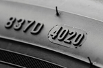 اعداد روی لاستیک چه معنی دارند؟