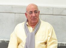 حشمت مهاجرانی پیشکسوت فوتبال: فدارسیون فوتبال قدرت تصمیم گیری نداشته و  فوتبال روز آشنایی کامل ندارند