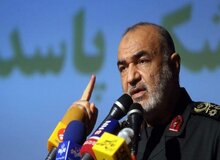 سردار سلامی : هر کس آمریکا از او حمایت کرد فروریخت و هر کس به انقلاب اسلامی تکیه کرد ماندگار شد