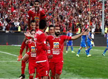 پرسپولیس طلسم شکنی کرد؛ استقلال هت تریک!