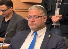 وزیر امنیت ملی اسرائیل: اسرائیل هرگز «ایران دارای توانمندی هسته‌ای و موشک بالستیک» را نخواهد پذیرفت/ نتانیاهو توانایی قانع کردن ترامپ را دارد